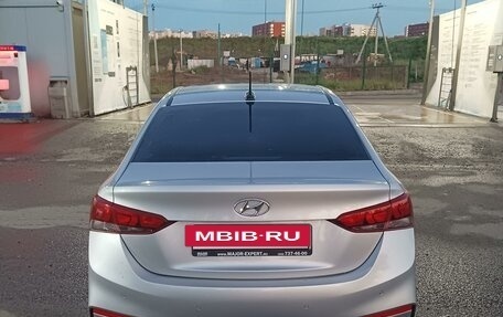 Hyundai Solaris II рестайлинг, 2018 год, 1 130 000 рублей, 3 фотография