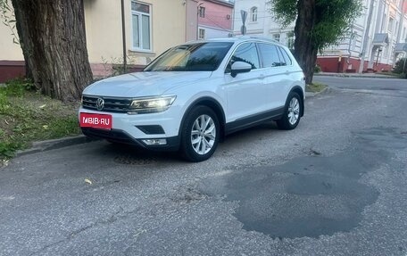 Volkswagen Tiguan II, 2017 год, 2 550 000 рублей, 1 фотография