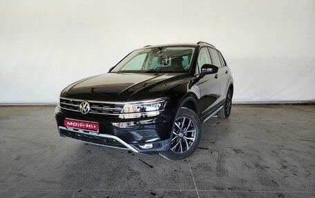 Volkswagen Tiguan II, 2019 год, 3 597 000 рублей, 1 фотография