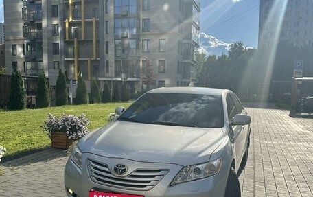 Toyota Camry, 2008 год, 1 900 000 рублей, 2 фотография