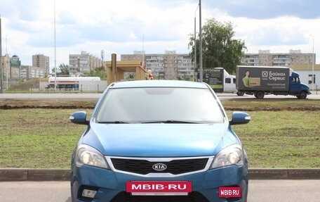 KIA cee'd I рестайлинг, 2011 год, 850 000 рублей, 2 фотография