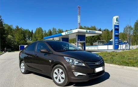 Hyundai Solaris II рестайлинг, 2015 год, 1 379 000 рублей, 1 фотография