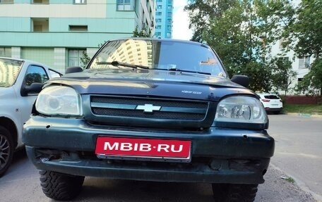 Chevrolet Niva I рестайлинг, 2003 год, 200 000 рублей, 1 фотография