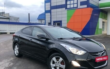 Hyundai Elantra V, 2012 год, 645 000 рублей, 3 фотография