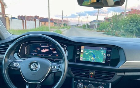 Volkswagen Jetta VII, 2018 год, 1 890 000 рублей, 2 фотография
