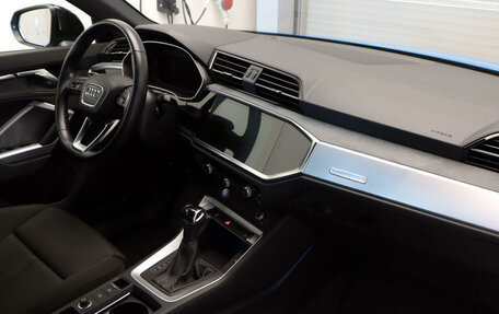 Audi Q3, 2019 год, 3 847 000 рублей, 7 фотография