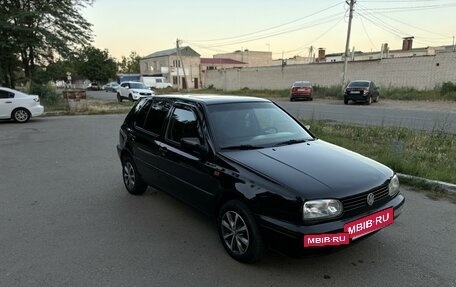 Volkswagen Golf III, 1994 год, 385 000 рублей, 6 фотография