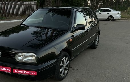 Volkswagen Golf III, 1994 год, 385 000 рублей, 2 фотография