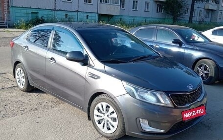 KIA Rio III рестайлинг, 2012 год, 1 100 000 рублей, 3 фотография