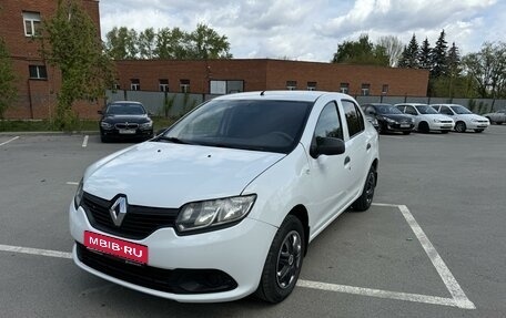 Renault Logan II, 2018 год, 710 000 рублей, 1 фотография