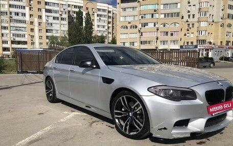 BMW 5 серия, 2011 год, 1 590 000 рублей, 3 фотография