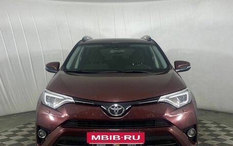 Toyota RAV4, 2017 год, 2 750 000 рублей, 2 фотография
