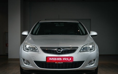 Opel Astra J, 2011 год, 1 050 000 рублей, 2 фотография