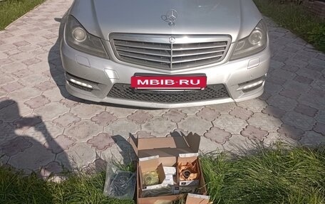 Mercedes-Benz C-Класс, 2011 год, 1 395 000 рублей, 2 фотография