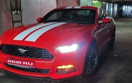 Ford Mustang VI рестайлинг, 2016 год, 2 490 000 рублей, 4 фотография