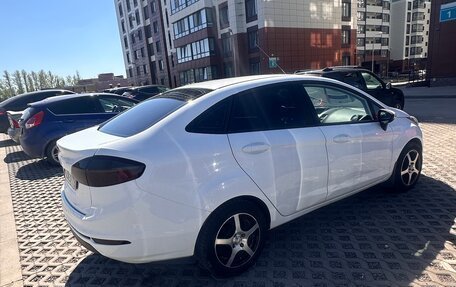 Ford Fiesta, 2015 год, 920 000 рублей, 4 фотография