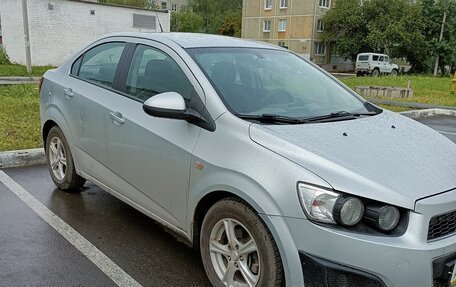 Chevrolet Aveo III, 2013 год, 830 000 рублей, 3 фотография