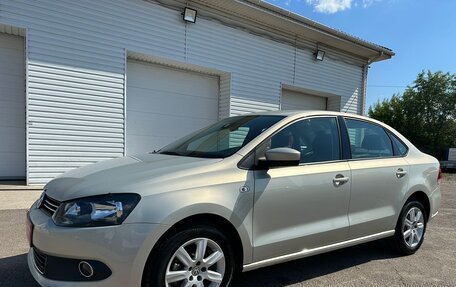 Volkswagen Polo VI (EU Market), 2012 год, 930 000 рублей, 10 фотография