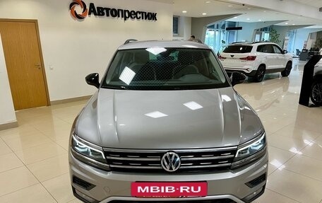 Volkswagen Tiguan II, 2020 год, 2 568 000 рублей, 4 фотография
