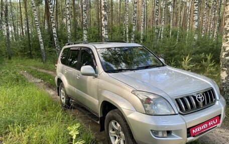 Toyota Land Cruiser Prado 120 рестайлинг, 2003 год, 1 490 000 рублей, 3 фотография