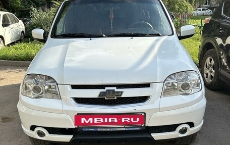Chevrolet Niva I рестайлинг, 2012 год, 700 000 рублей, 2 фотография