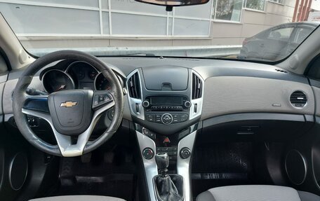 Chevrolet Cruze II, 2013 год, 638 000 рублей, 5 фотография
