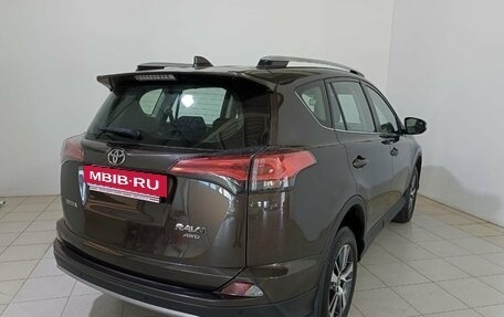 Toyota RAV4, 2019 год, 2 990 000 рублей, 4 фотография
