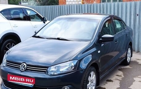 Volkswagen Polo VI (EU Market), 2012 год, 850 000 рублей, 2 фотография
