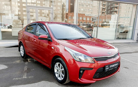 KIA Rio IV, 2018 год, 1 557 000 рублей, 3 фотография