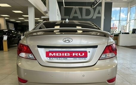 Hyundai Solaris II рестайлинг, 2011 год, 590 000 рублей, 4 фотография