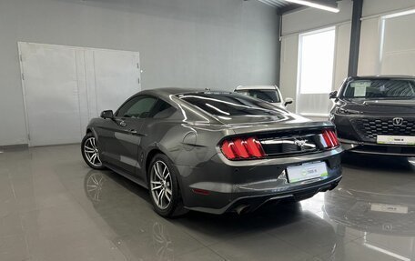 Ford Mustang VI рестайлинг, 2015 год, 2 445 000 рублей, 6 фотография