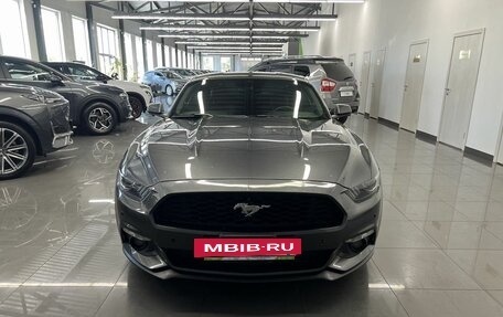 Ford Mustang VI рестайлинг, 2015 год, 2 445 000 рублей, 3 фотография