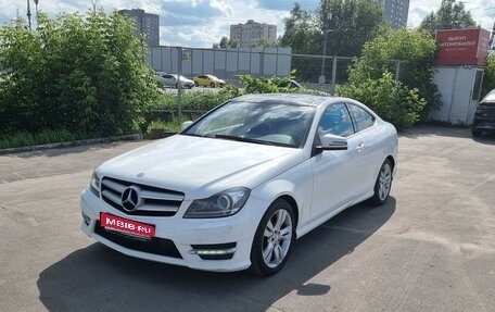 Mercedes-Benz C-Класс, 2013 год, 1 750 000 рублей, 1 фотография