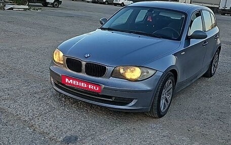 BMW 1 серия, 2007 год, 670 000 рублей, 2 фотография