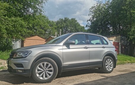 Volkswagen Tiguan II, 2020 год, 3 150 000 рублей, 6 фотография