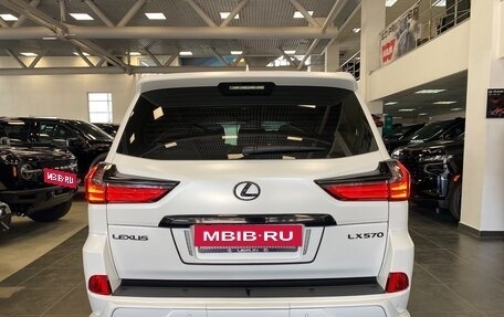 Lexus LX III, 2021 год, 11 999 999 рублей, 7 фотография