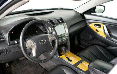 Toyota Camry, 2006 год, 1 070 000 рублей, 13 фотография