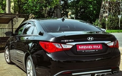 Hyundai Sonata VI, 2012 год, 900 000 рублей, 1 фотография