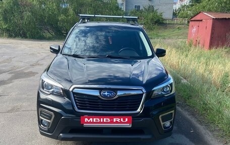 Subaru Forester, 2018 год, 2 950 000 рублей, 2 фотография