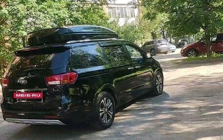 KIA Carnival III, 2017 год, 2 999 000 рублей, 5 фотография