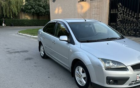 Ford Focus II рестайлинг, 2006 год, 585 000 рублей, 2 фотография