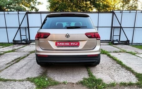 Volkswagen Tiguan II, 2017 год, 2 250 000 рублей, 3 фотография