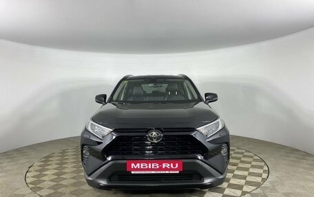Toyota RAV4, 2021 год, 3 770 000 рублей, 2 фотография
