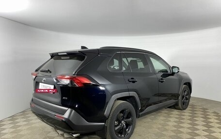 Toyota RAV4, 2021 год, 3 770 000 рублей, 4 фотография