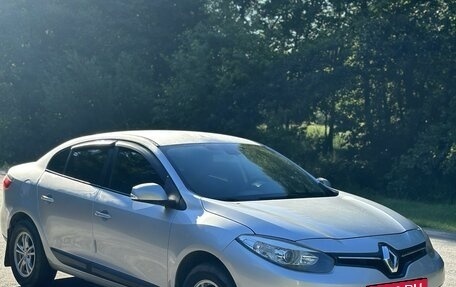 Renault Fluence I, 2013 год, 900 000 рублей, 2 фотография