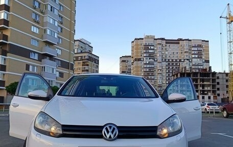 Volkswagen Golf VI, 2011 год, 1 100 000 рублей, 2 фотография