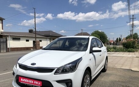 KIA Rio IV, 2017 год, 1 290 000 рублей, 4 фотография