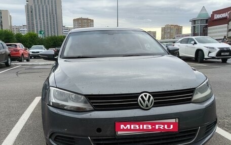 Volkswagen Jetta VI, 2013 год, 980 000 рублей, 3 фотография