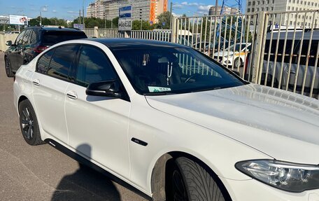 BMW 5 серия, 2015 год, 2 630 000 рублей, 2 фотография