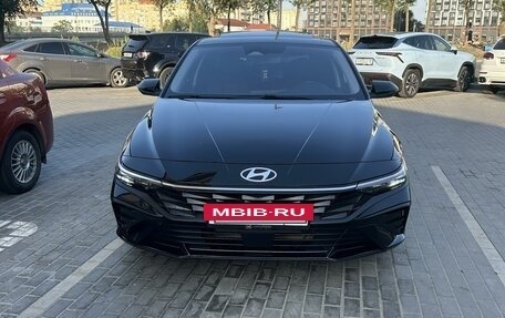 Hyundai Elantra, 2023 год, 2 100 000 рублей, 3 фотография